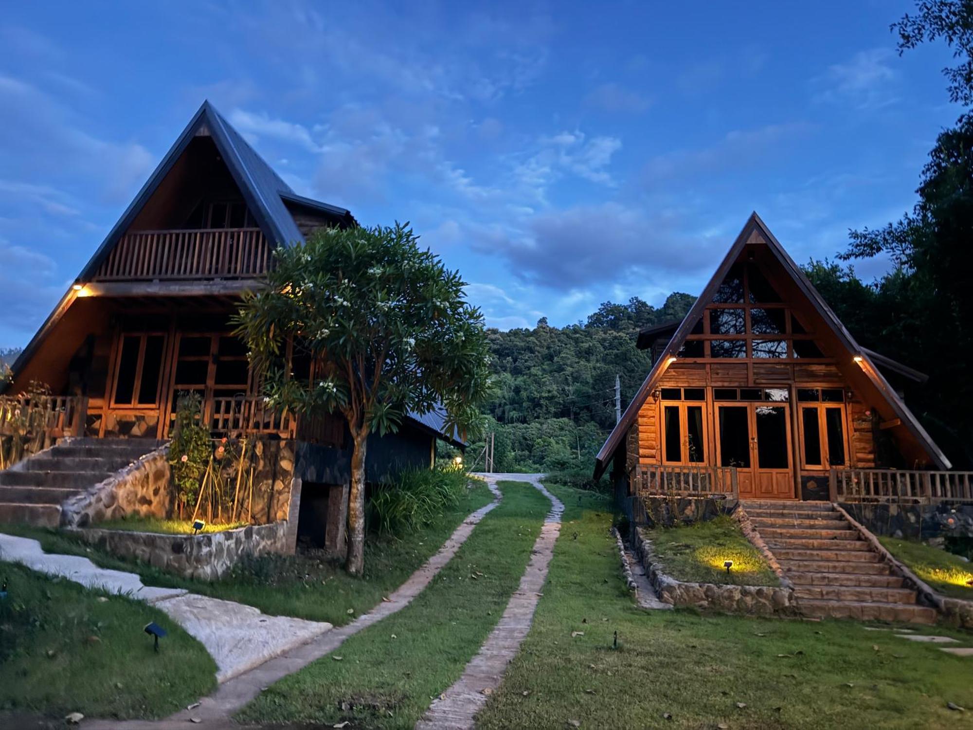 Hotel Ban Kaew Mo Ra Glamping & Restaurant Pang Mapha Exterior foto